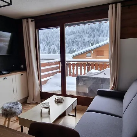 Appartamento Moderne Appart. 4 Pers. Avec Terrasse Plein Sud, Proche Télécabine Du Linga - équipements Inclus - Fr-1-198-222 *